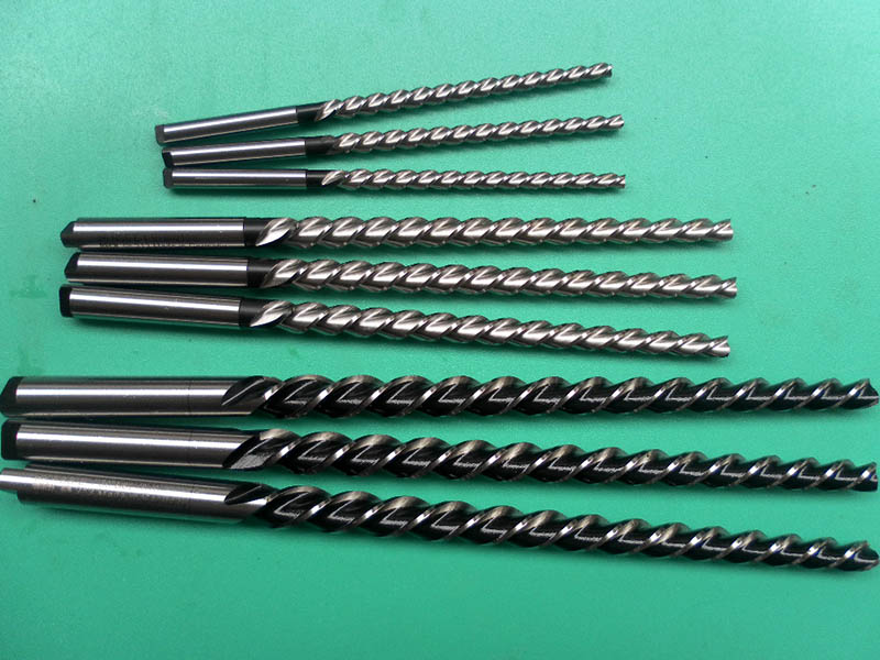 加工中心鉸刀一般能用多長時間？