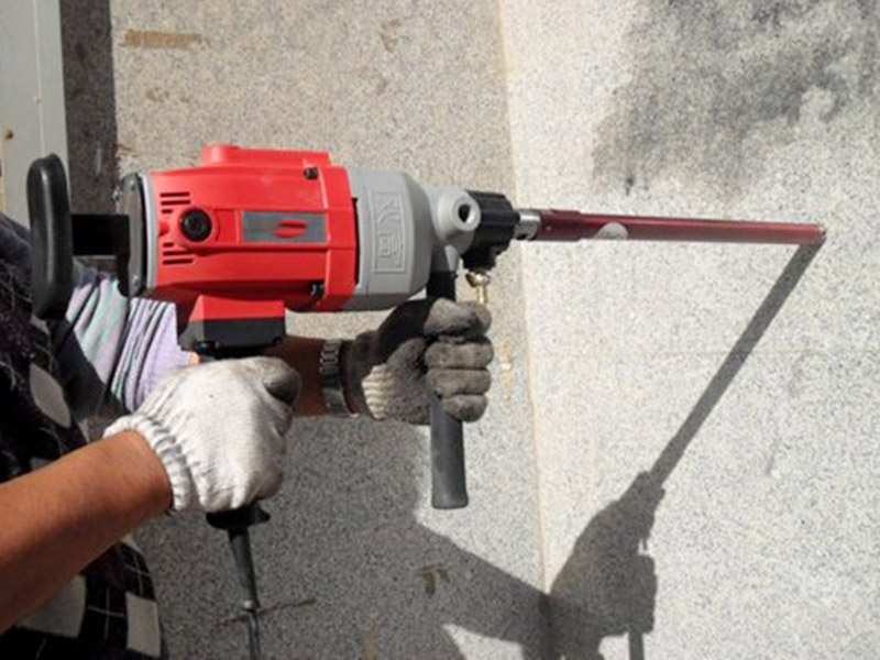 買個(gè)鉆孔機(jī)鉆孔怎么樣？非常有必要