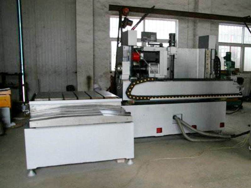 數(shù)控5軸深孔臥式鉆床有幾軸聯(lián)動(dòng)？